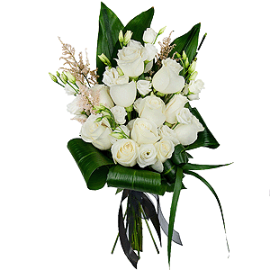 In our thoughts: roses and lisianthuses with delivery Yekaterinburg