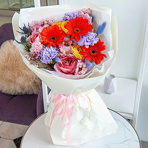 Vivid Colors with delivery Pervouralsk