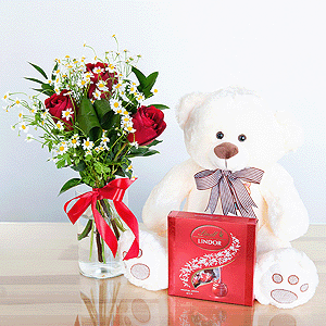 Gift set "Delicate bouquet, teddy bear and sweets" with delivery Yekaterinburg