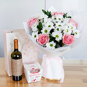 Gift set "Provence Aroma with candies and non-alcoholic wine" with delivery Asbest