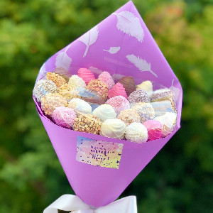 Chocolate-Covered Strawberries "Bright Mood" with delivery Yekaterinburg