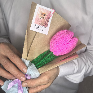 Scarlet Whisper Knitted Flower with delivery Yekaterinburg