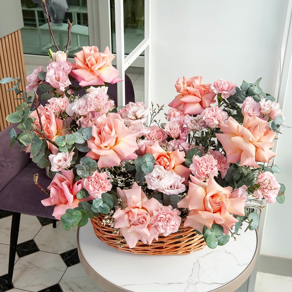 Pink rose 70 cm Ecuador  - 9, Pink Lisianthus (Eustoma) - 4, Pink carnation - 13, Medium Basket, Oasis, Limonium (1 pc.), Eucalyptus