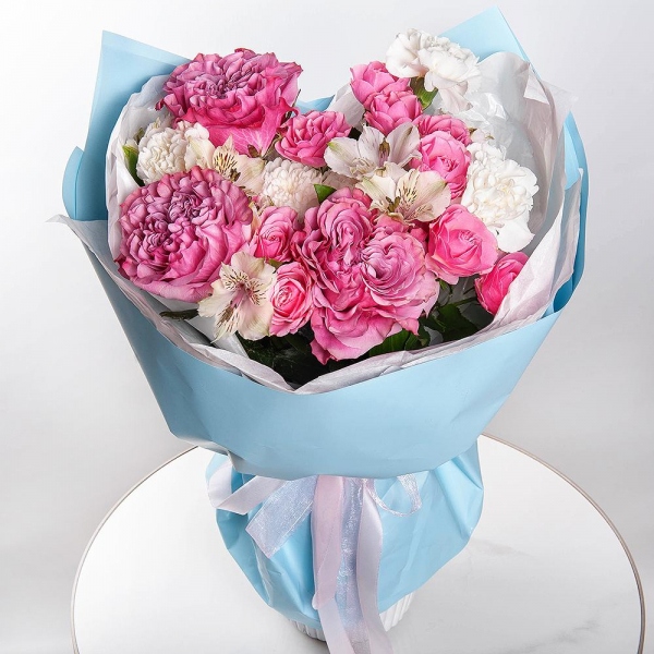 Pink rose Country Blues 50 cm - 3, Bright pink spray rose mix, 50 cm - 3, Baltica White Spray Chrysanthemum - 1, Carnation white, cream - 3, Alstromeria white, soft pink - 2, Wrapping Paper