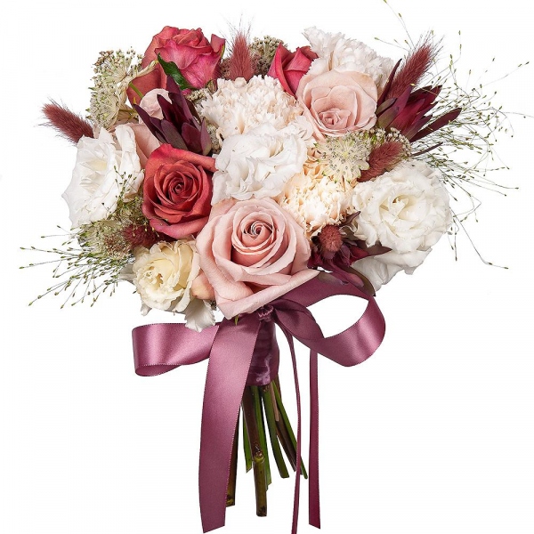Rose Pink 50 cm Ecuador (Chelo, Hermosa, Novia, Titanik, Engagement, Pink Mondiale) - 3, Rose Red 50 cm Ecuador - 3, Carnation white, cream - 7, lisianthus - 2, Ozotamnus, Dried flowers in assortment, Leukodendron, Salal, Ribbon
