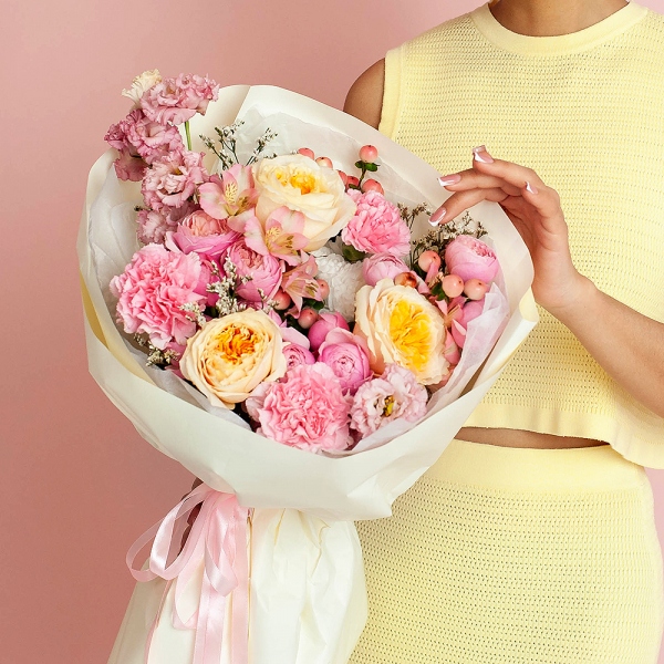 Peony sprayrose - 4, Rose Yellow 50 cm Ecuador (Mohana, Latina, Brighton) - 5, Pink Lisianthus (Eustoma) - 3, Pink carnation - 11, Baltica White Spray Chrysanthemum - 1, Limonium (1 pc.), Hypericum, Wrapping Paper
