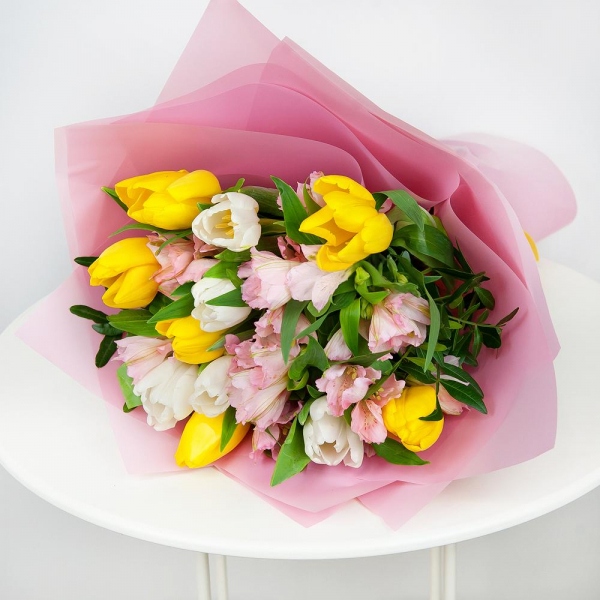 Alstromeria white, soft pink - 7, Tulip white - 7, Yellow tulip - 7, Pistachio, Wrapping Paper, Ribbon