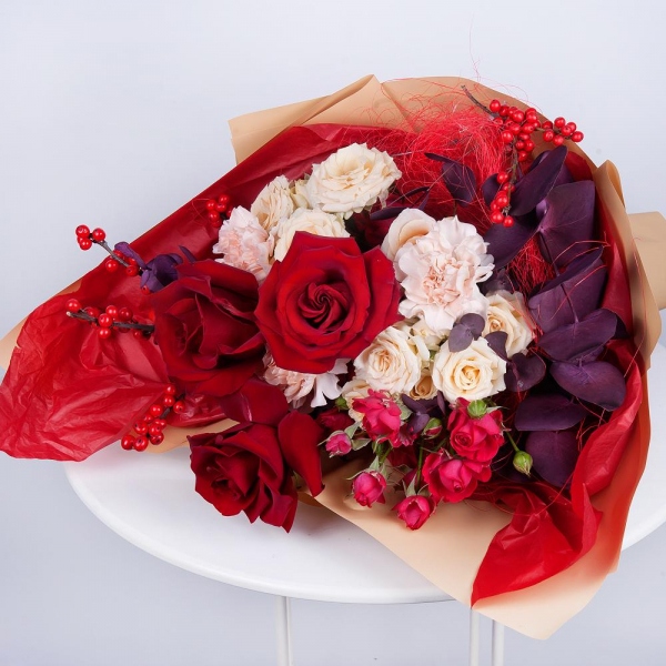 Spray rose: red 50 cm - 2, Red rose 50 cm - 3, Carnation white, cream - 3, Spray rose: white, cream, light pink 50 cm - 2, Eucalyptus Cinerea, Wrapping Paper, Ilex, Sisal