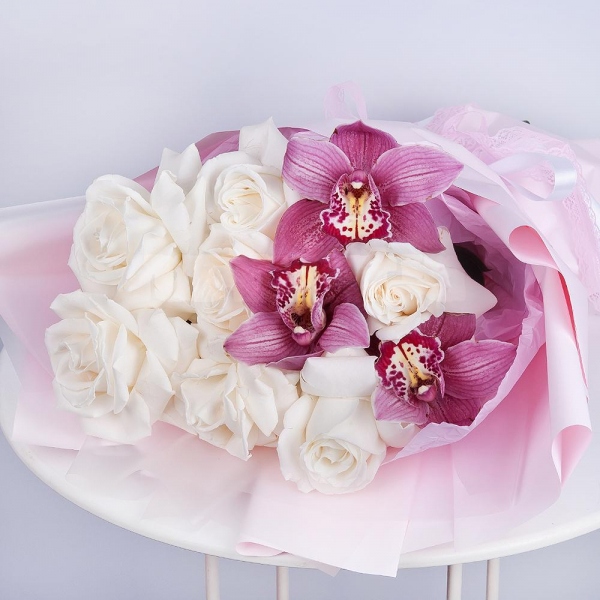 Pink Cymbidium Orchid Bud - 5, White rose 50 cm Ecuador - 11, Flask for orchids, Wrapping Paper